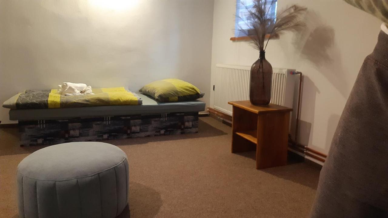 Budha Apartma Jirikov  Екстер'єр фото