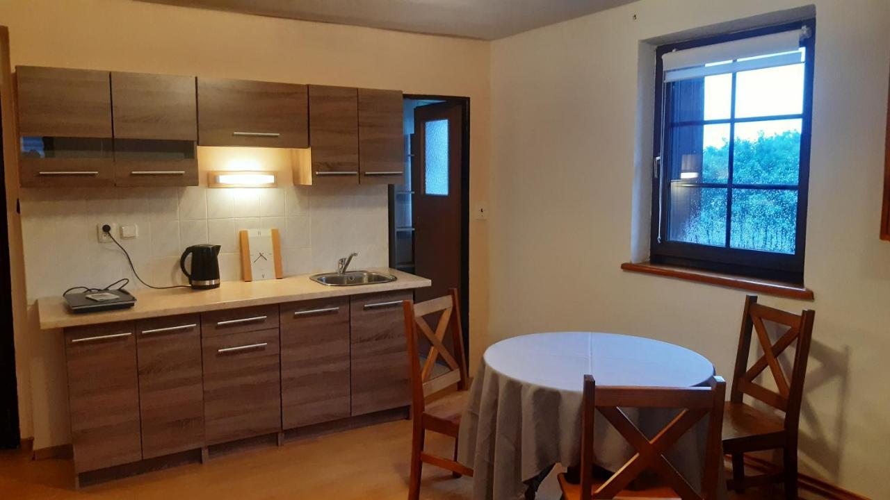 Budha Apartma Jirikov  Екстер'єр фото